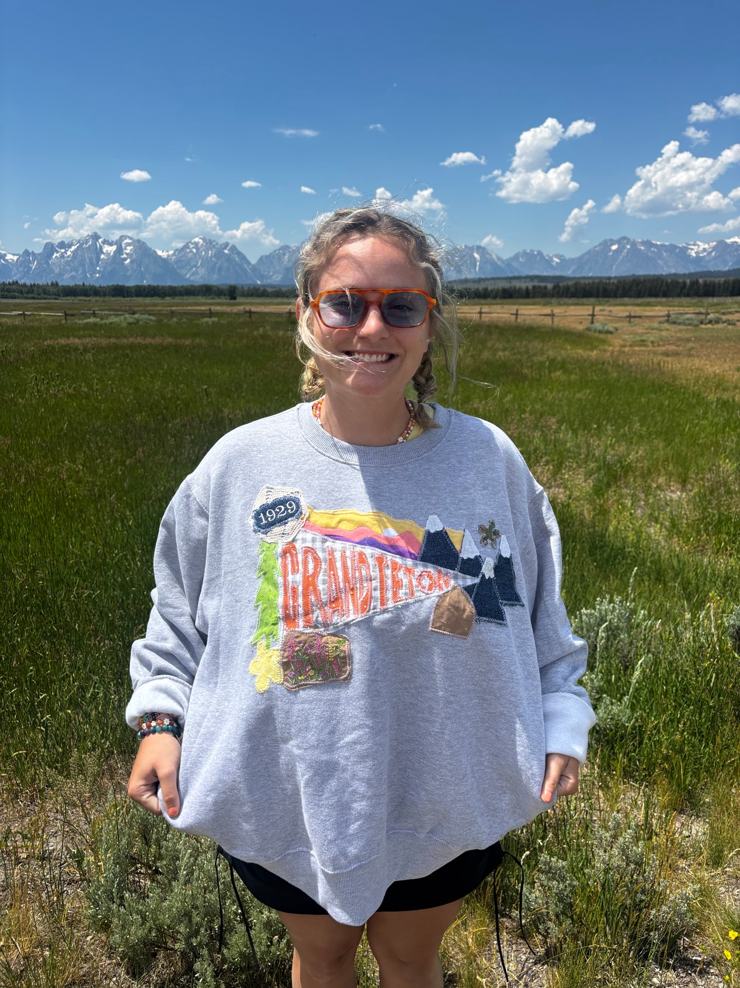 Grand Teton Crewneck ☼