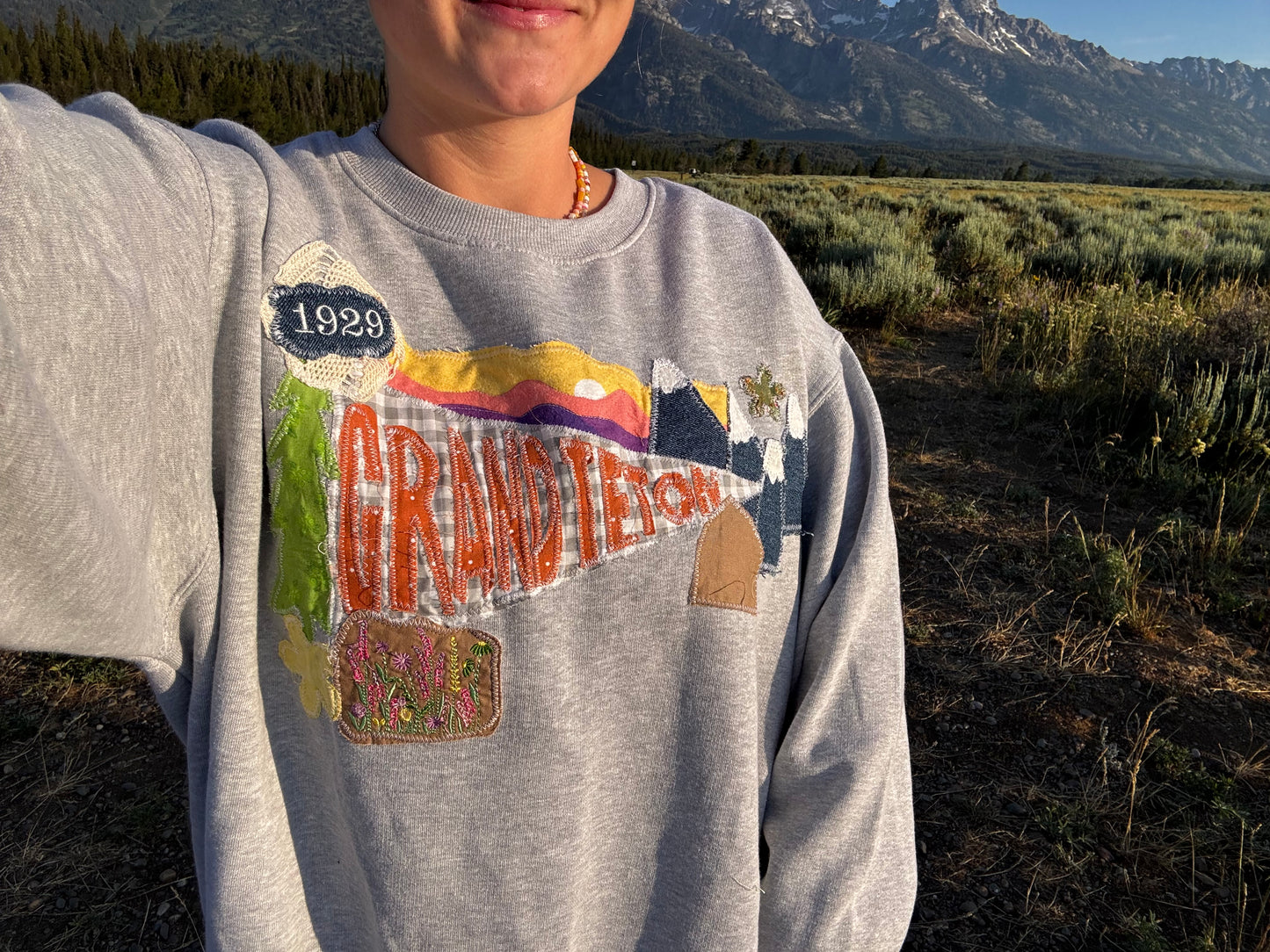 Grand Teton Crewneck ☼