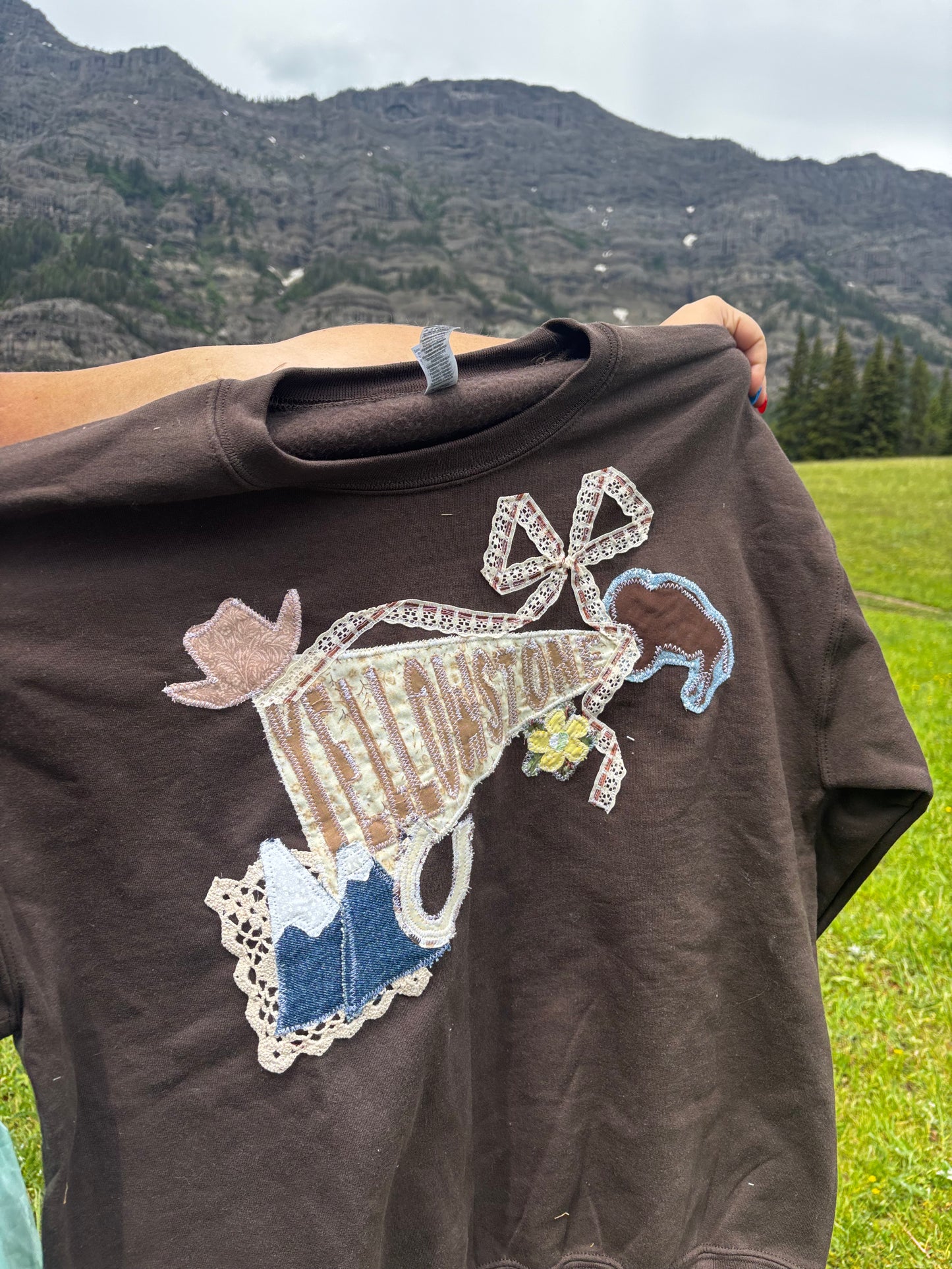 Yellowstone Crewneck