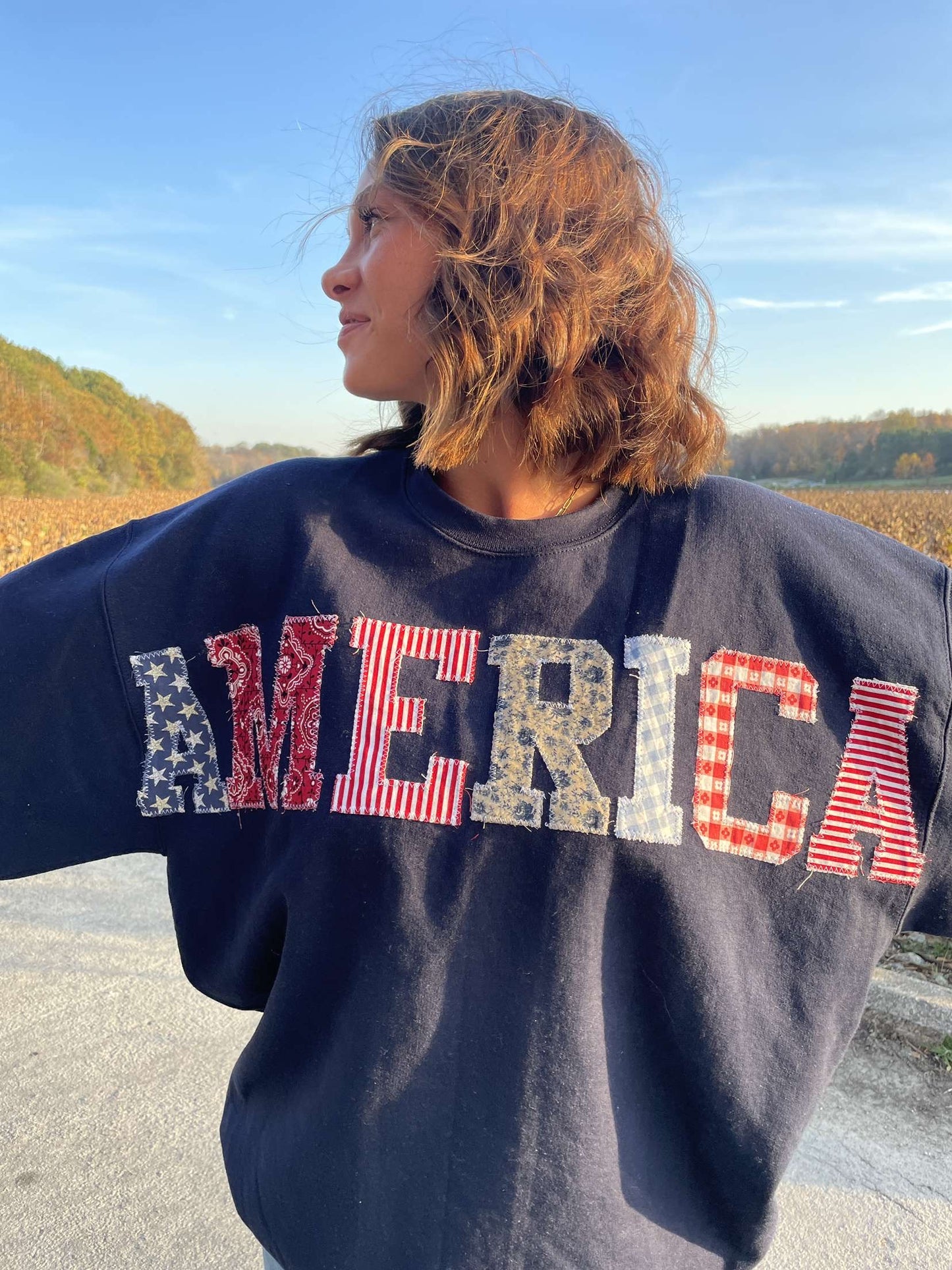 AMERICA Crewneck ♥︎