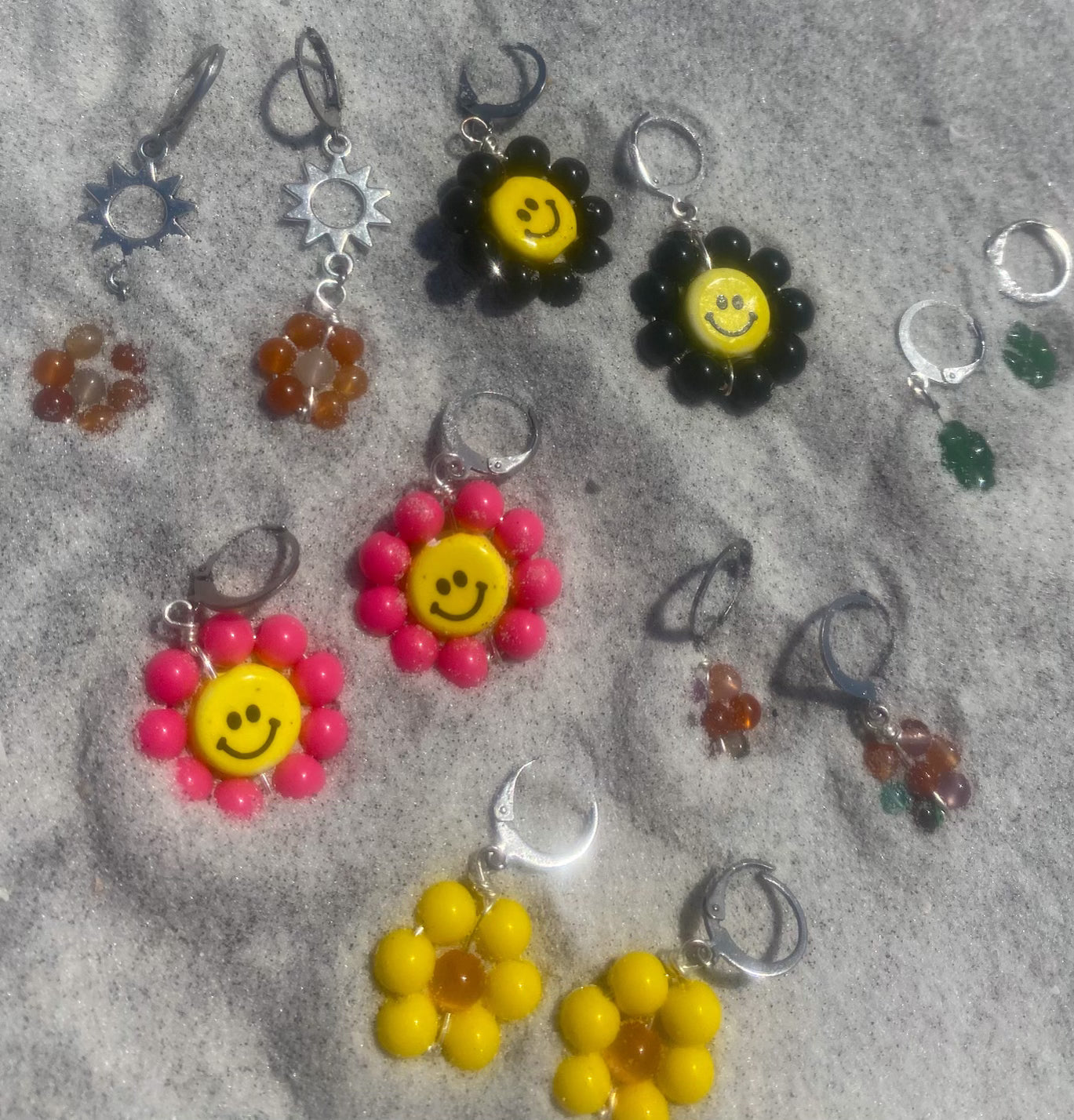 Smiley Daisy Earrings