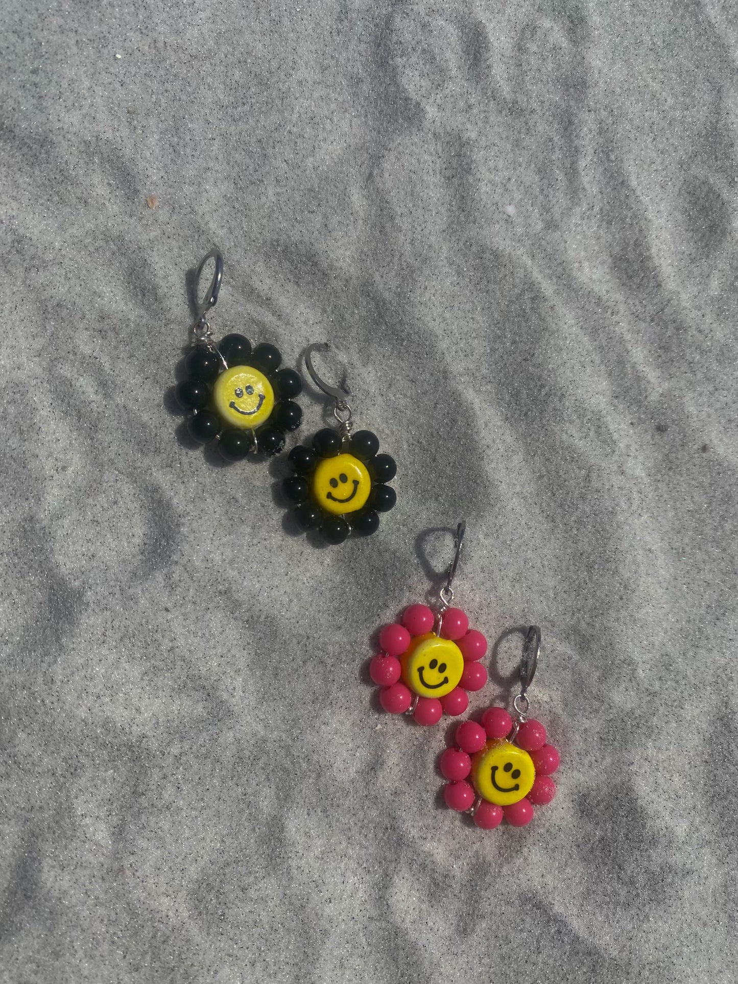 Smiley Daisy Earrings