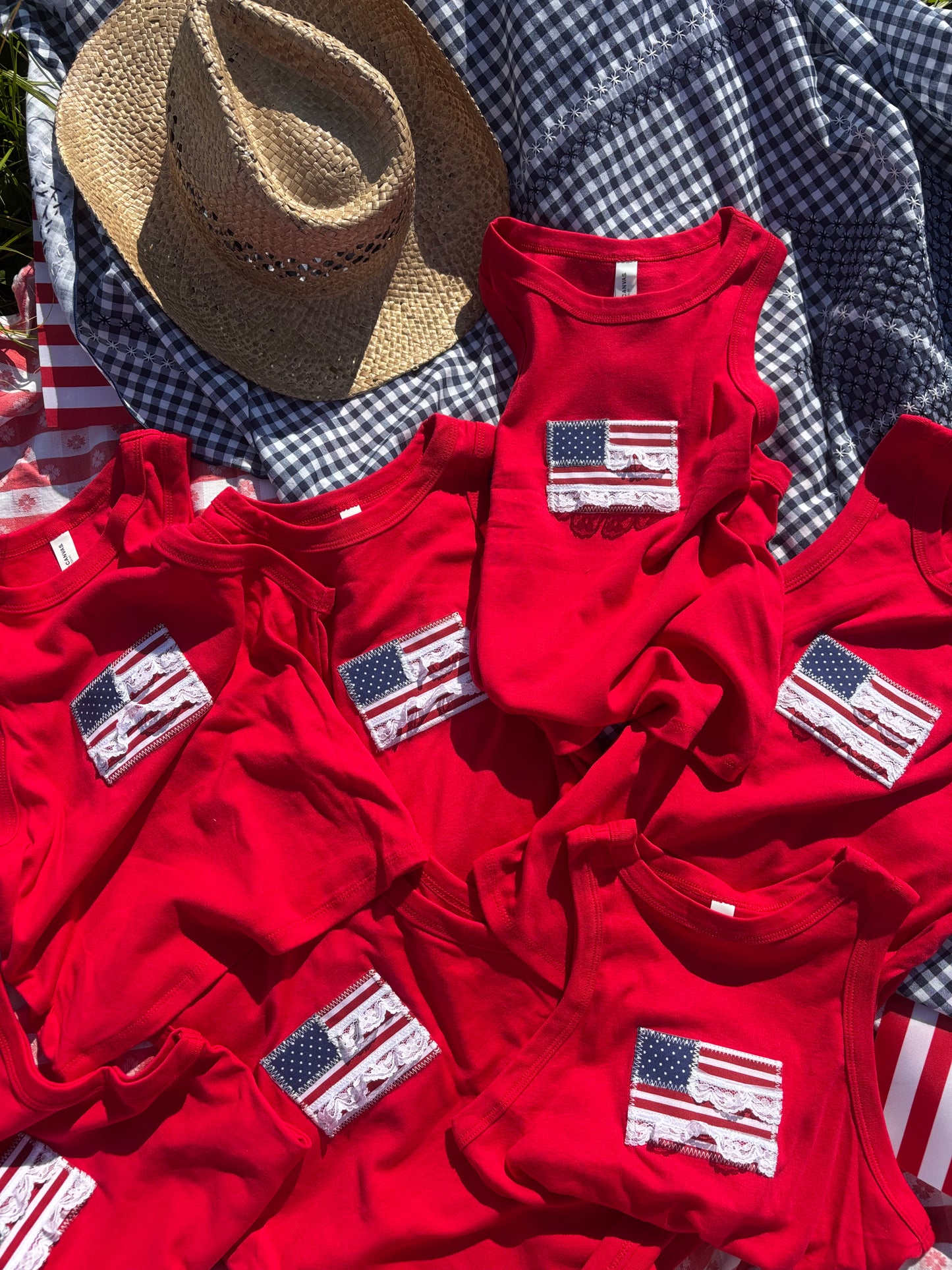 Flag tank - red