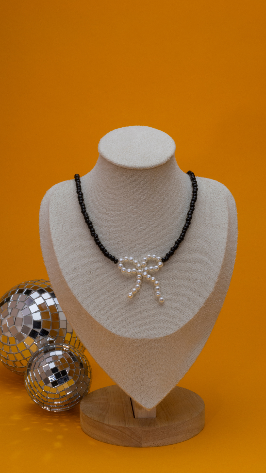 Classy Bow Necklace