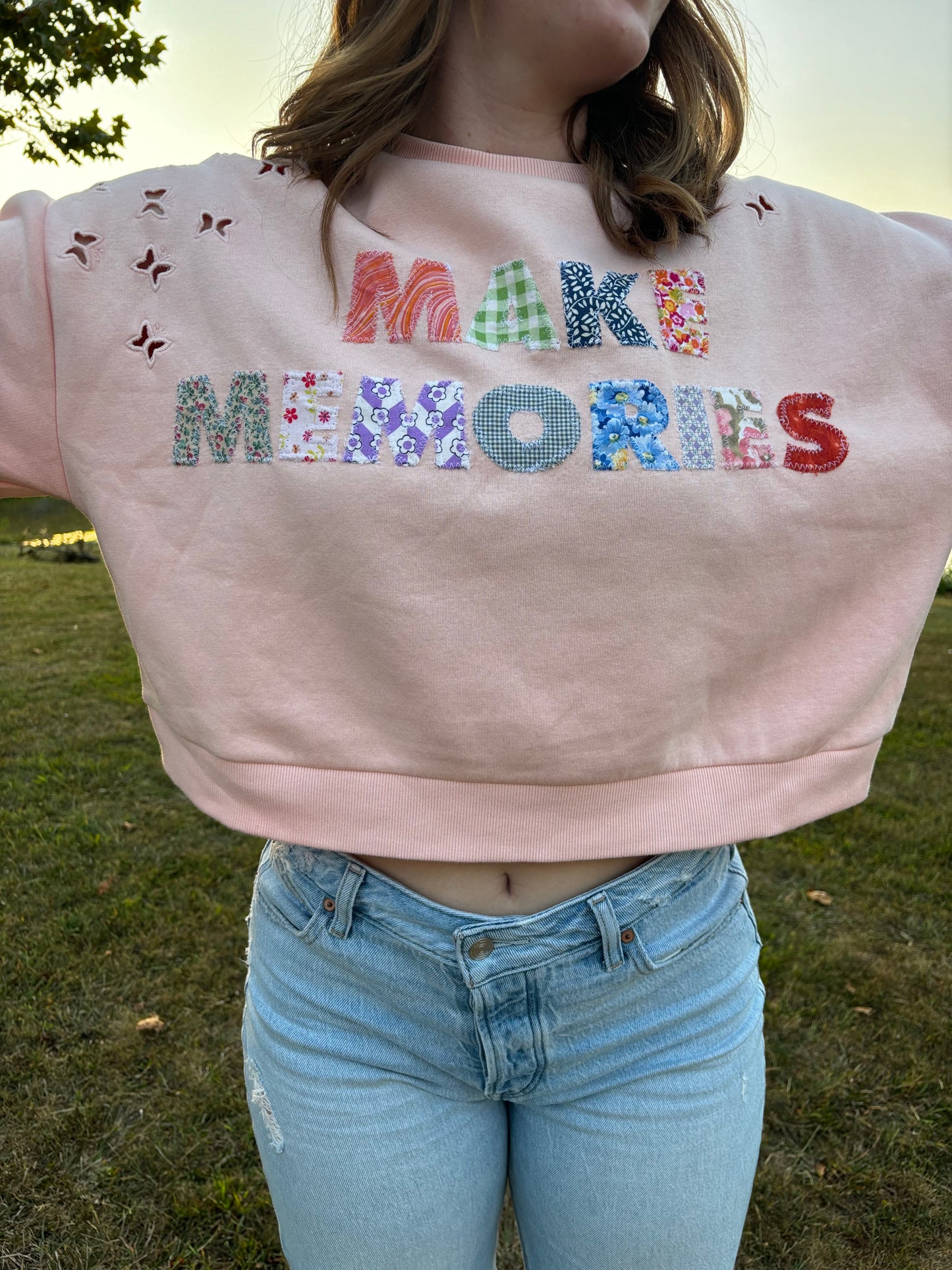 Make Memories Cropped Crewneck