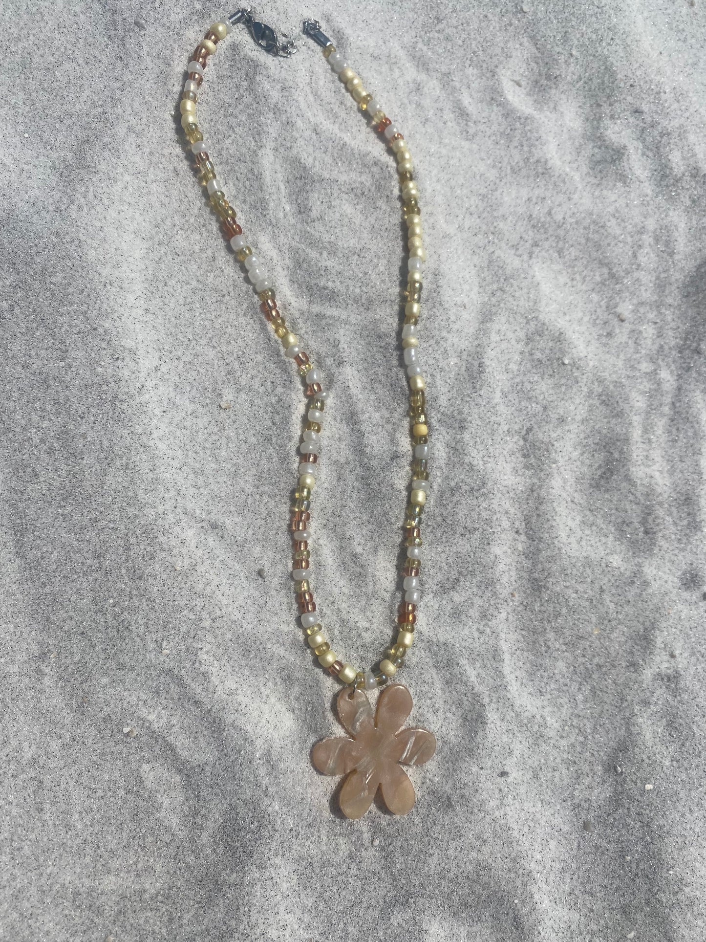 Sandy Flower Necklace ✿