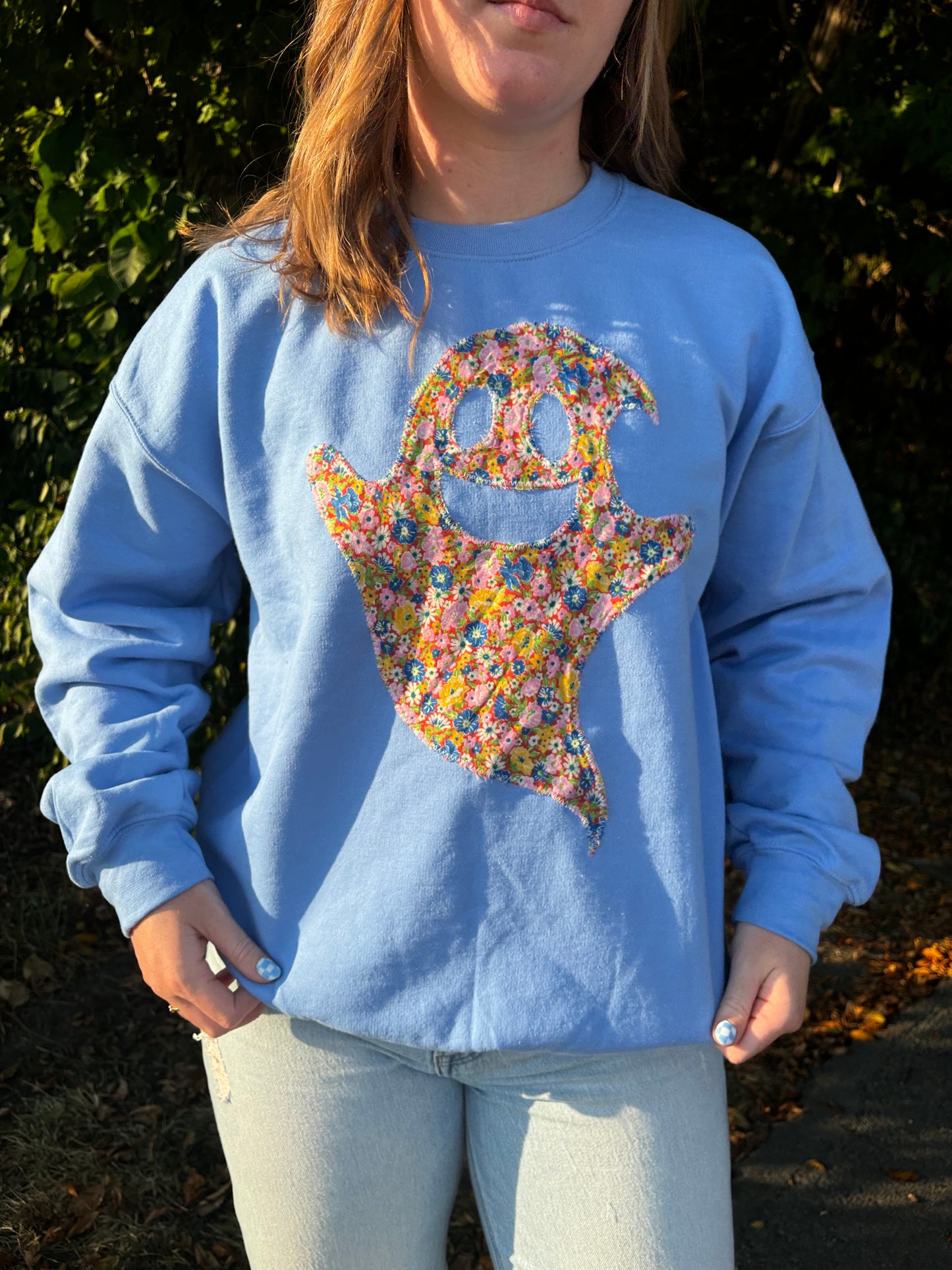 Groovy Ghost Crewneck (blue)