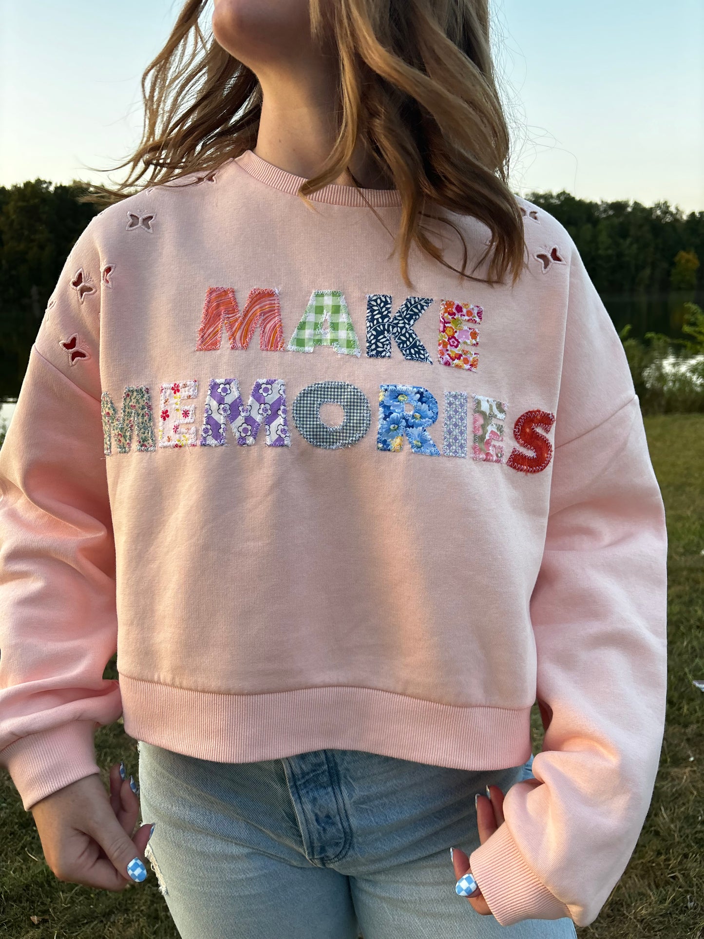 Make Memories Cropped Crewneck