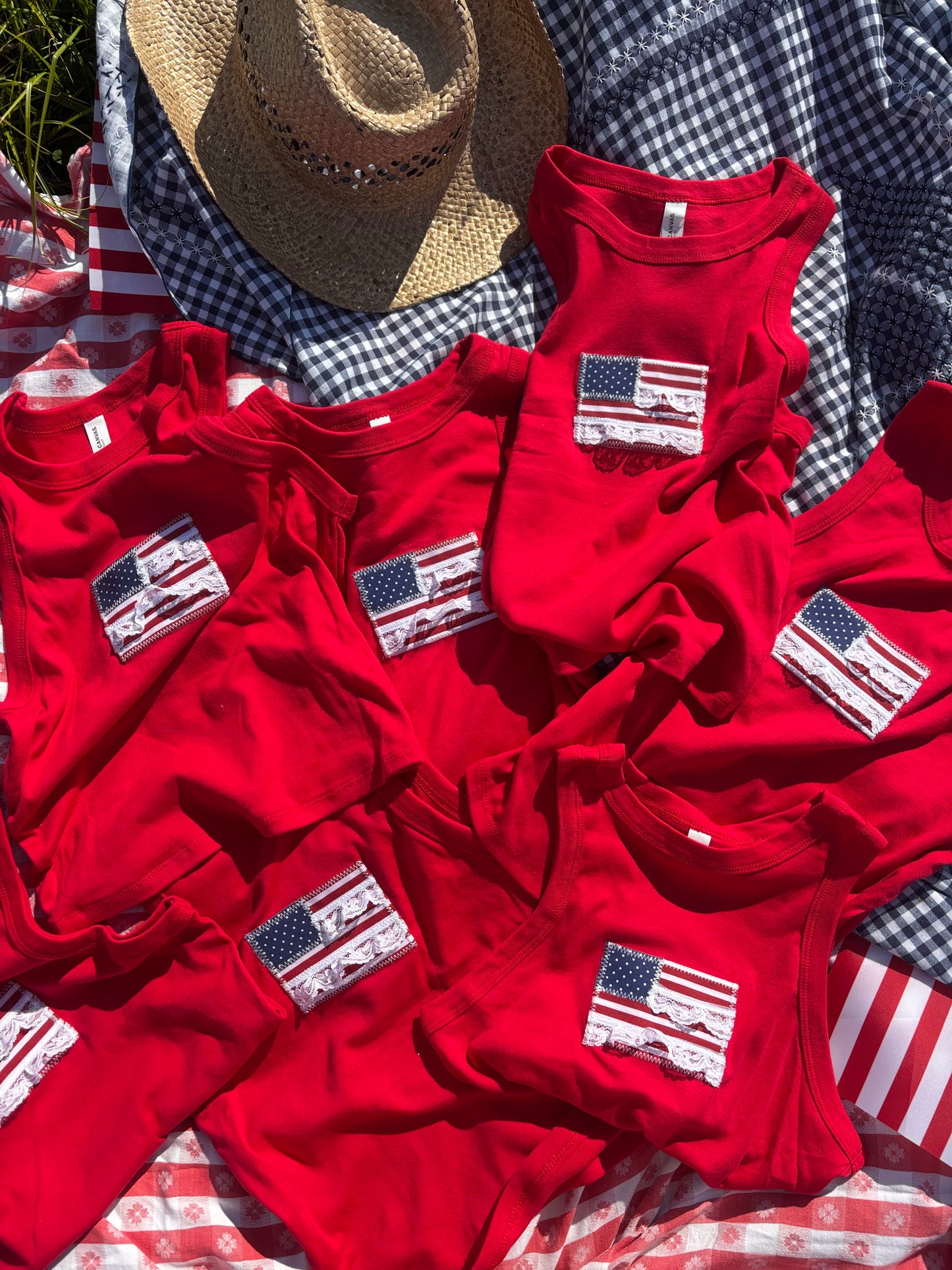 Flag tank - red
