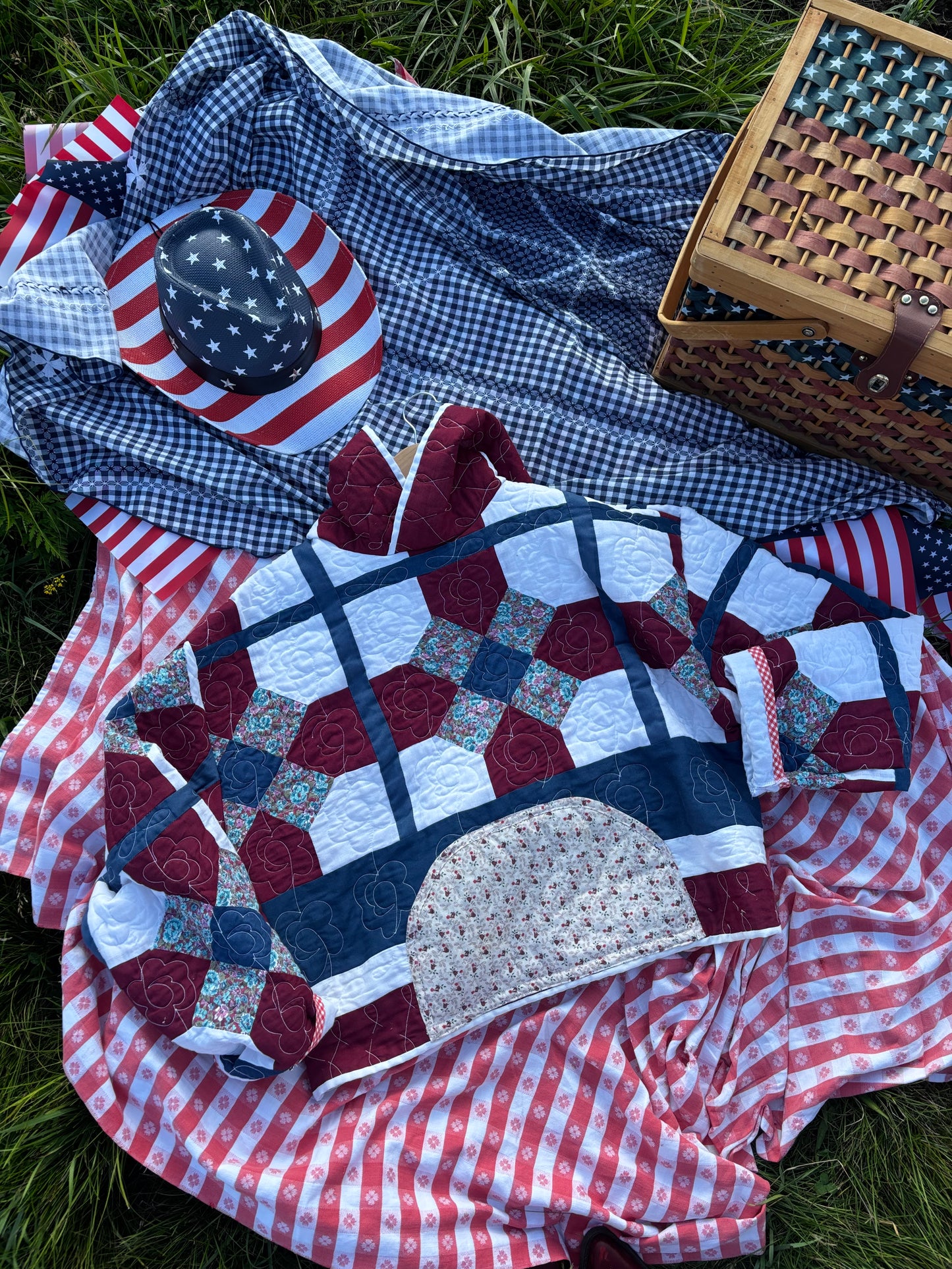 Americana Patch Hoodie - M/L