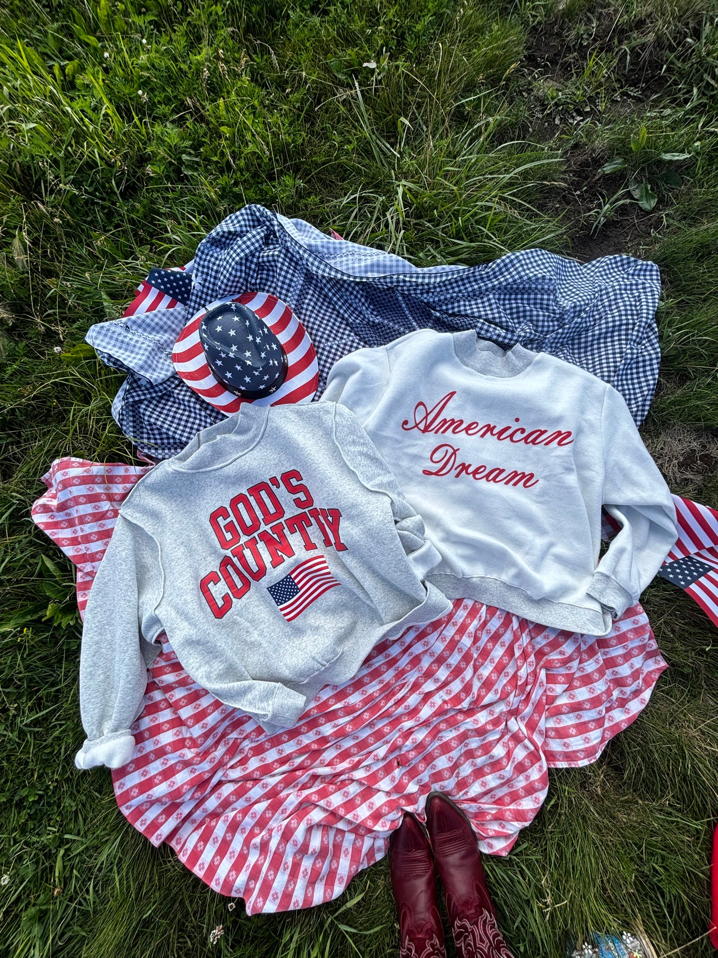 Gods Country Mockneck