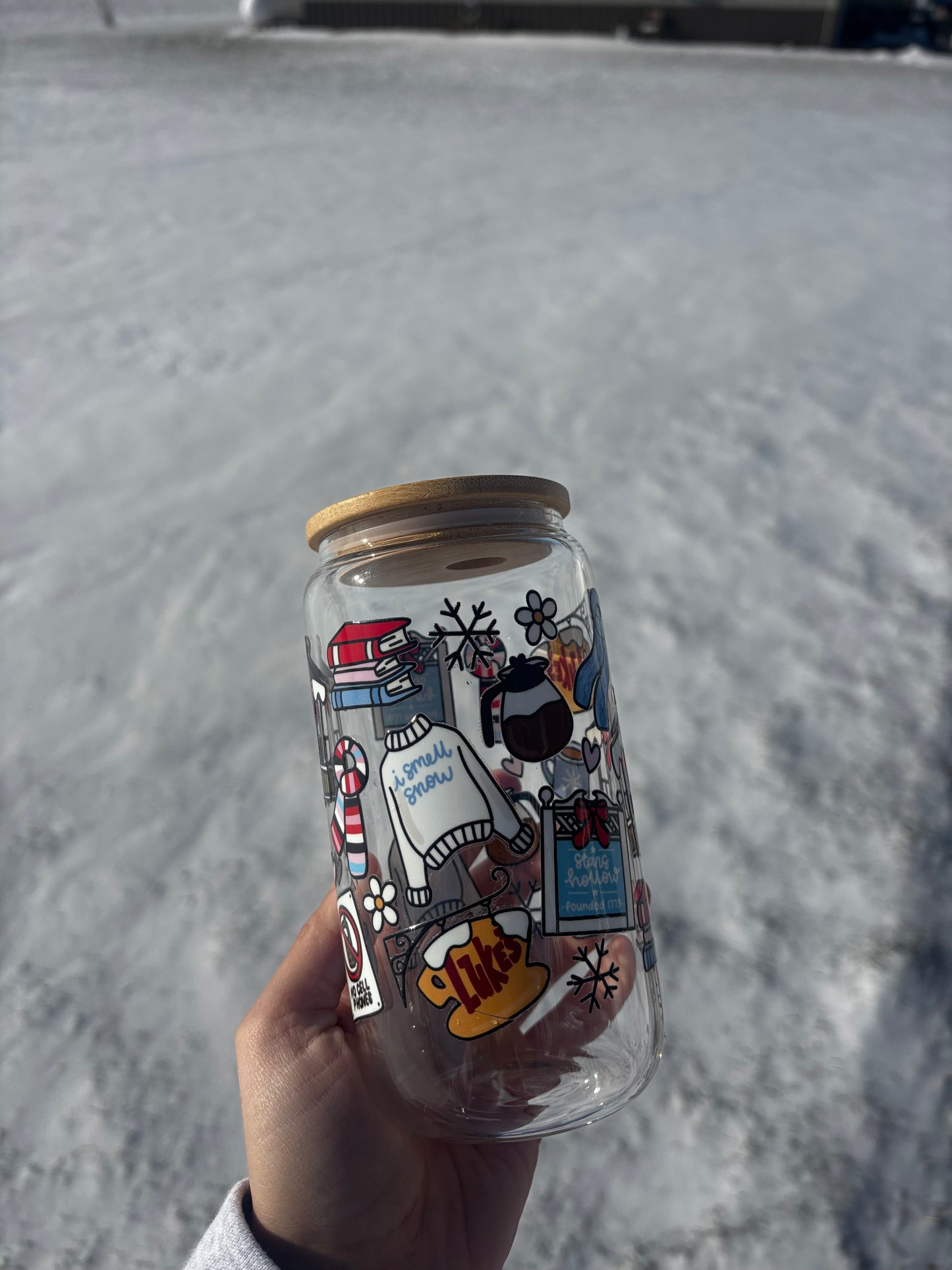 Snowy Gilmore Glass Cup