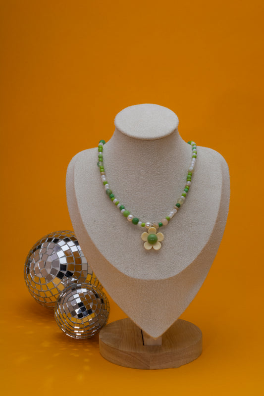 Green Flowers Necklace